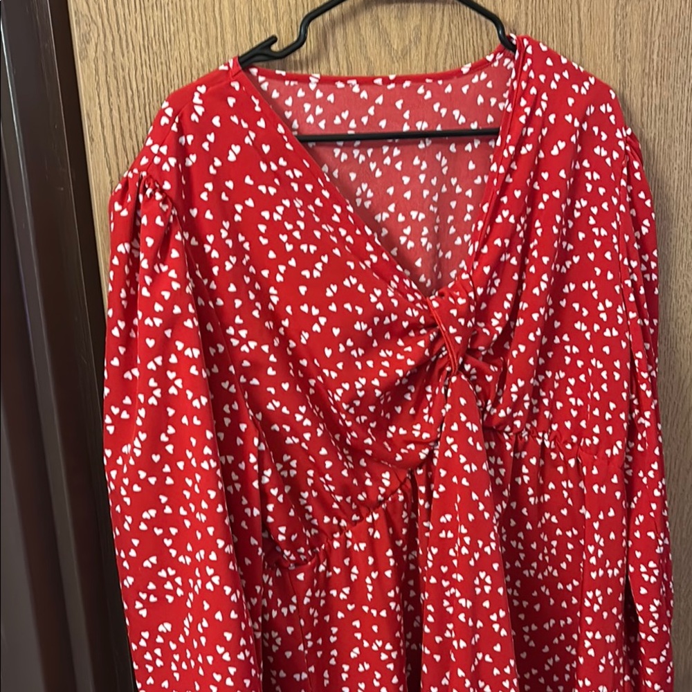 SHEIN Red Heart Print BlouseHeart printed Blouse